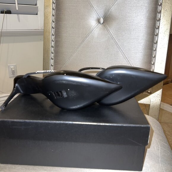 Giuseppe Zanotti Black Patent Vernice Pumps - Picture 4 of 5